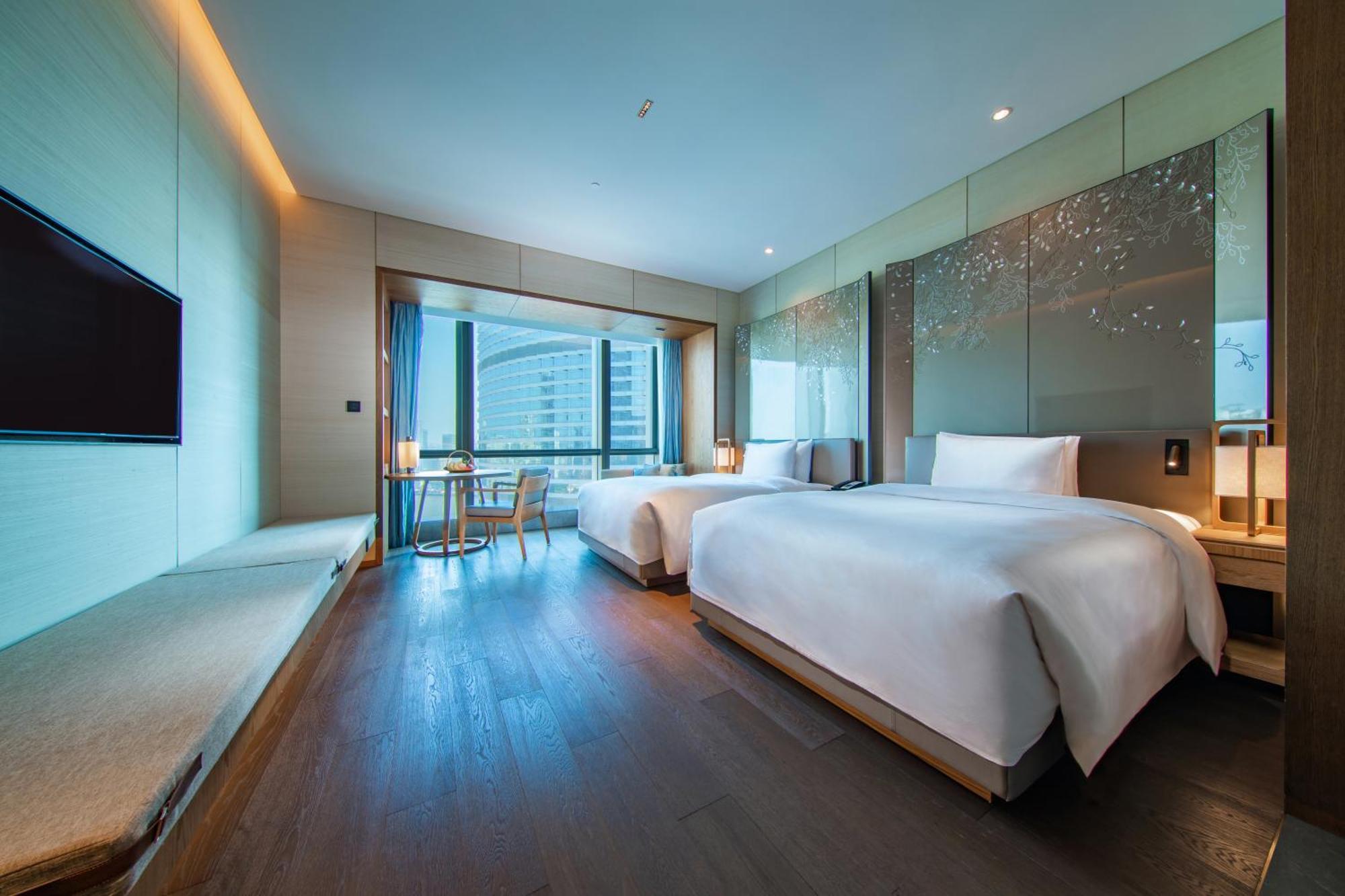 Hotel Conrad Canton Esterno foto